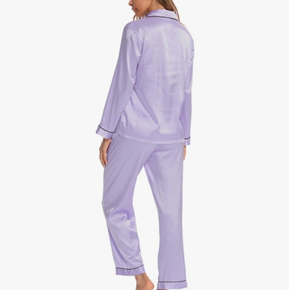NEW LAVENDER SILKY LONG PAJAMA SET - Picture 2 of 5